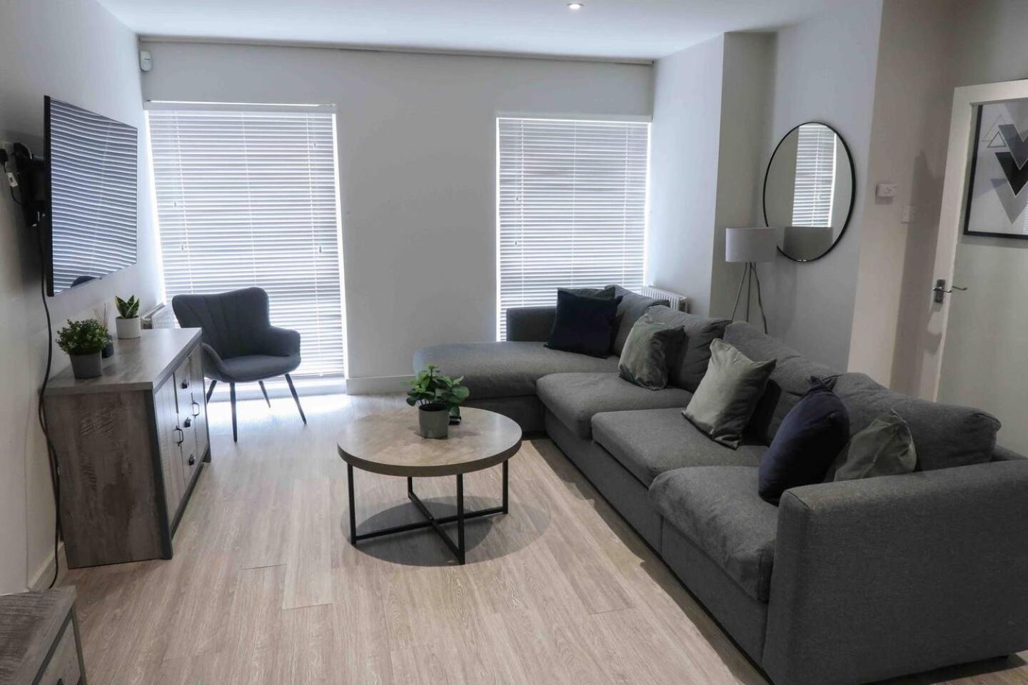 3 Bedroom Bungalow Close To Peak District With Garden Sheffield Dış mekan fotoğraf
