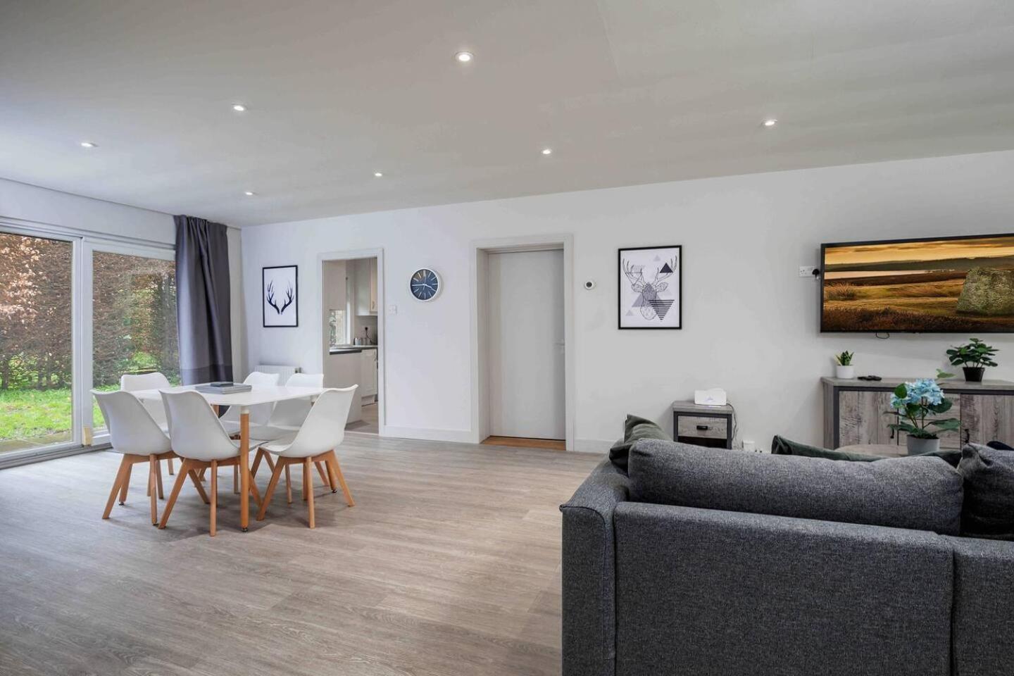 3 Bedroom Bungalow Close To Peak District With Garden Sheffield Dış mekan fotoğraf