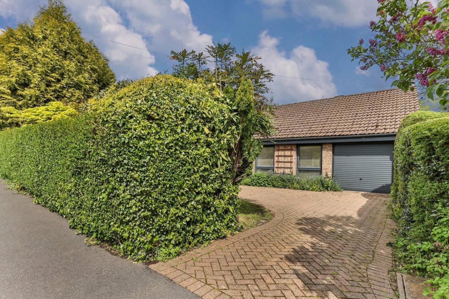 3 Bedroom Bungalow Close To Peak District With Garden Sheffield Dış mekan fotoğraf